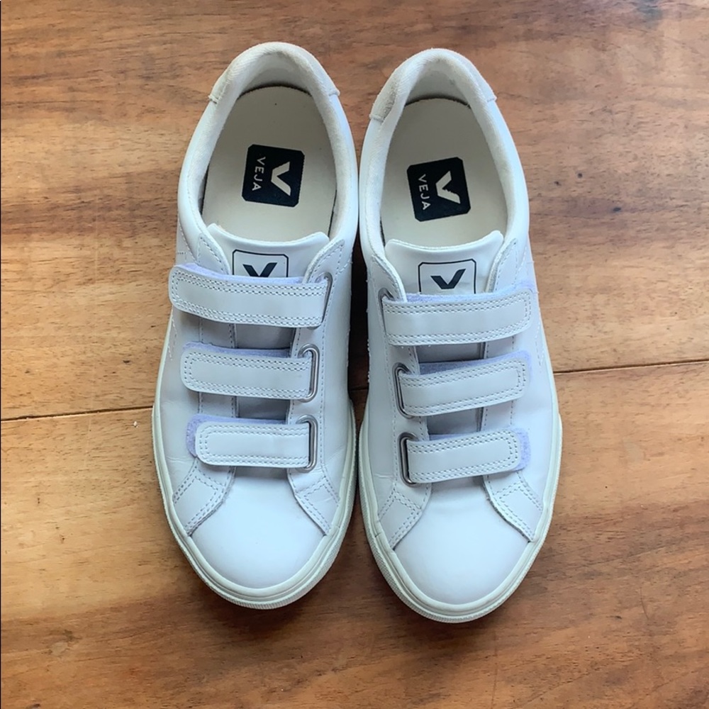 Veja Sneakers